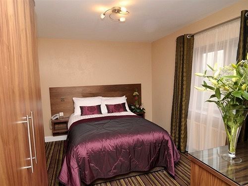 The Balmoral Hotel Newry Exterior photo